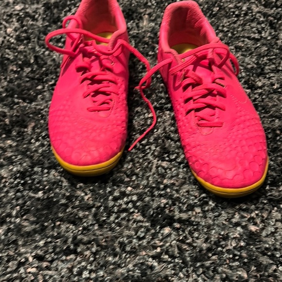 Nike Pink and Yellow Athletic Shoes - Picture 2 of 12